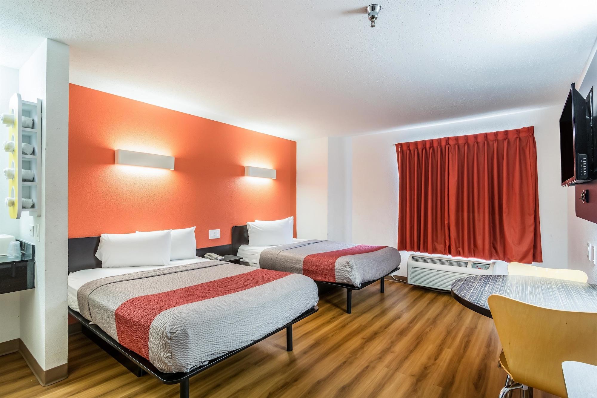 Motel 6-Harvey, Il Bagian luar foto
