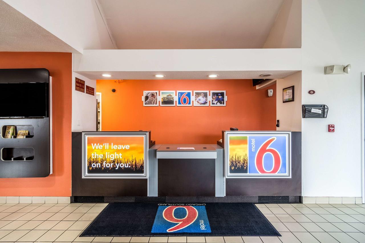 Motel 6-Harvey, Il Bagian luar foto