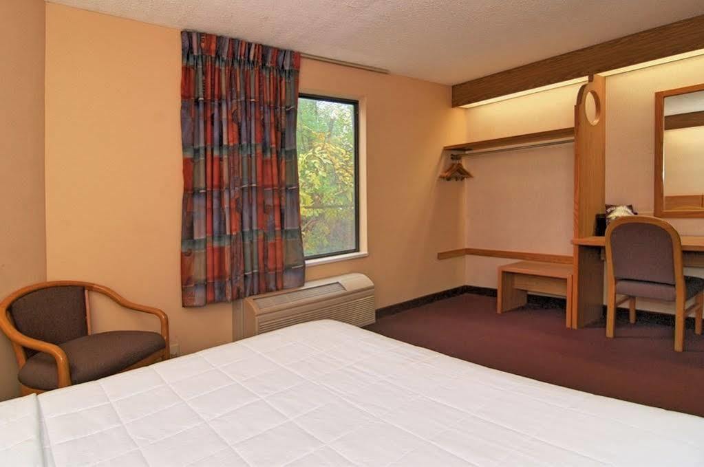 Motel 6-Harvey, Il Bagian luar foto